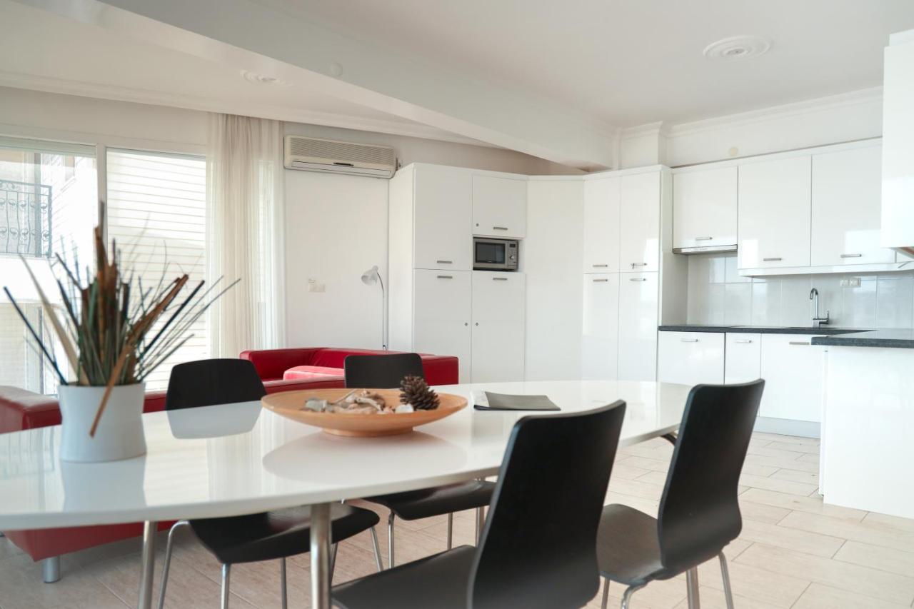 Marina View Residence Gulluk Luaran gambar