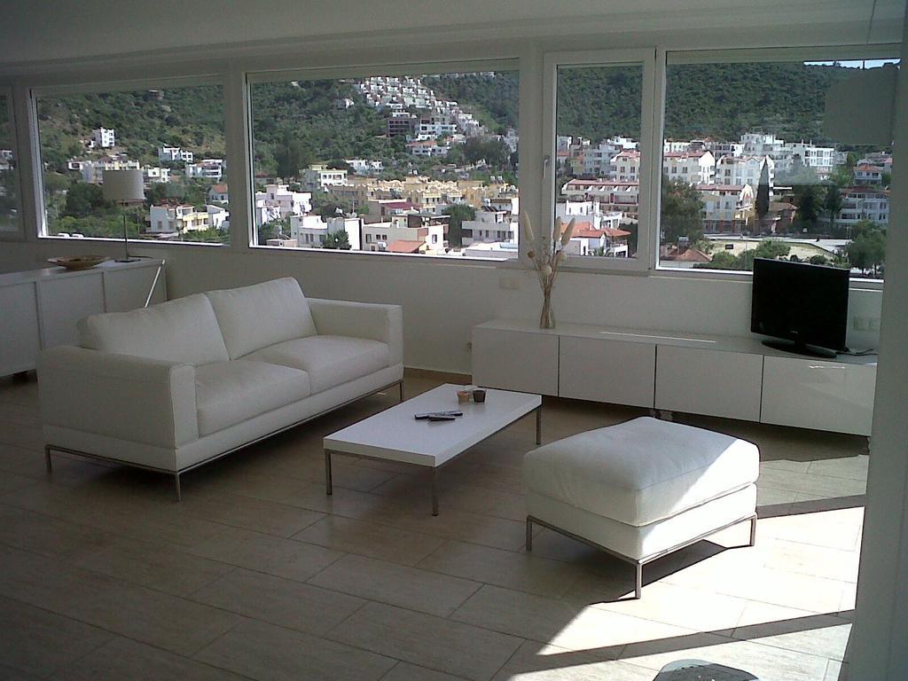 Marina View Residence Gulluk Luaran gambar