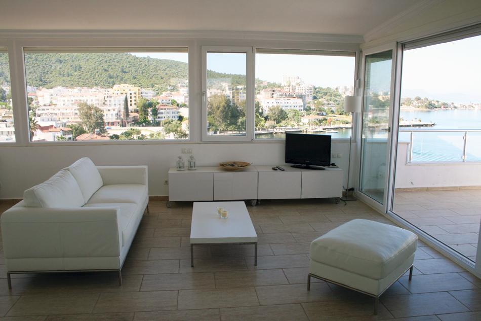 Marina View Residence Gulluk Luaran gambar