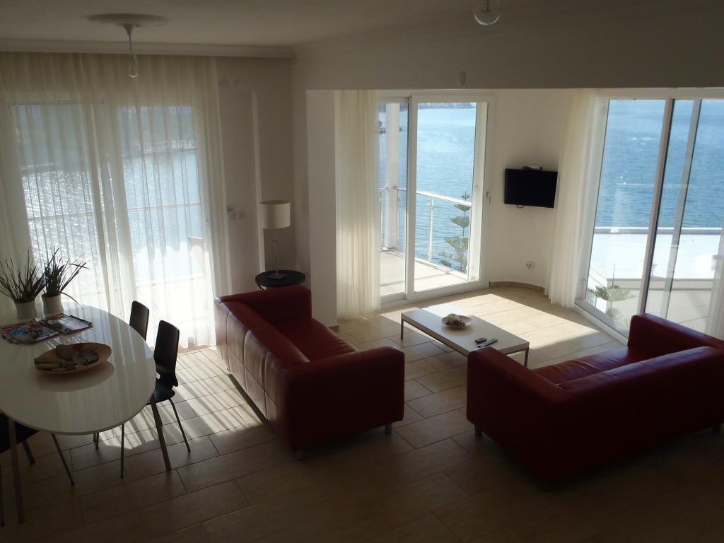 Marina View Residence Gulluk Luaran gambar